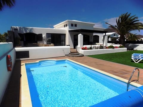 Patio, Swimming pool