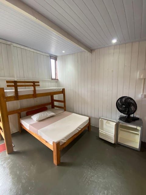 Bed, bunk bed, minibar