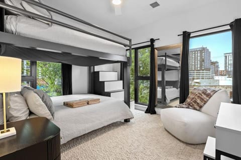 Skyline Glory - with Pool in Downtown Nashville House in The Gulch