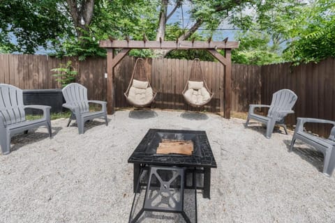 Luxury Family Friendly Home 6 Queen Beds House in Fort Worth