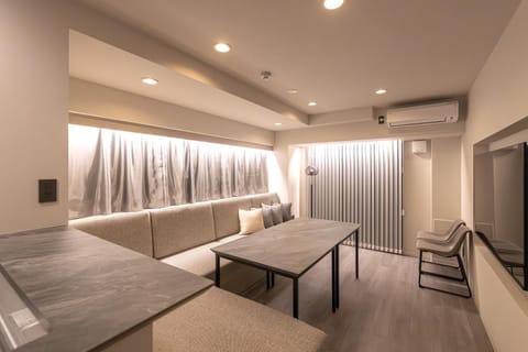 TV and multimedia, Living room, Dining area, air conditioner