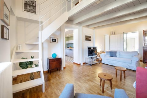 Communal lounge/ TV room, Living room