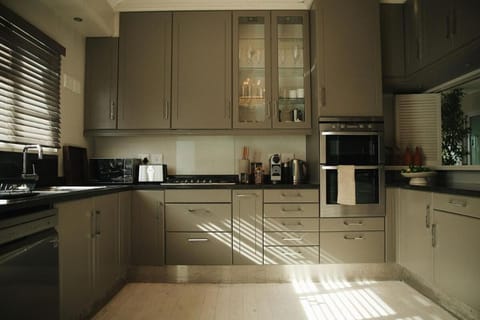 Clifton Bungalow Villa in Camps Bay