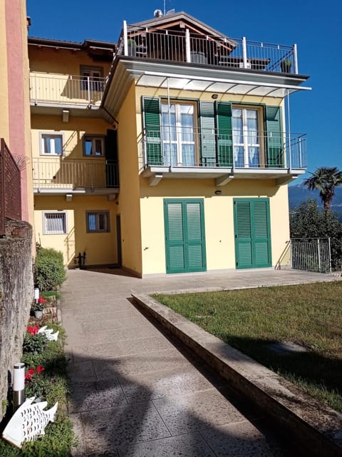 Property building, Street view