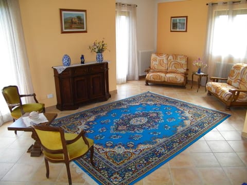 Seating area