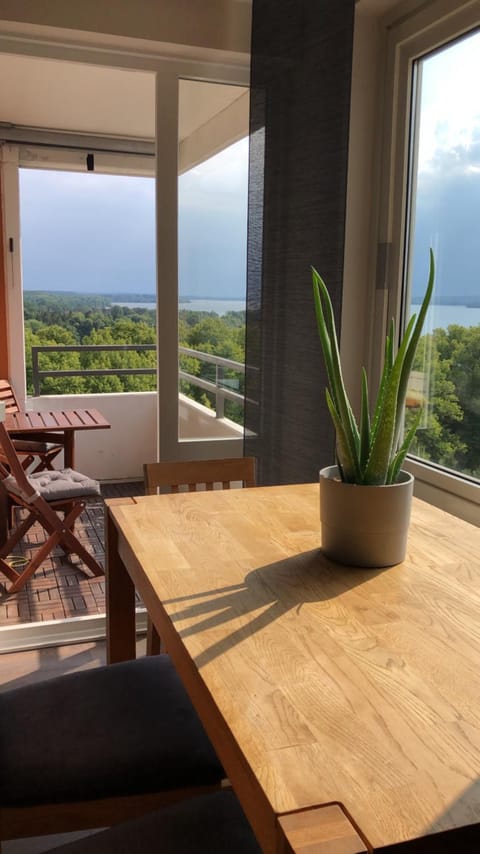 View (from property/room), Balcony/Terrace, Living room, Lake view, Lake view
