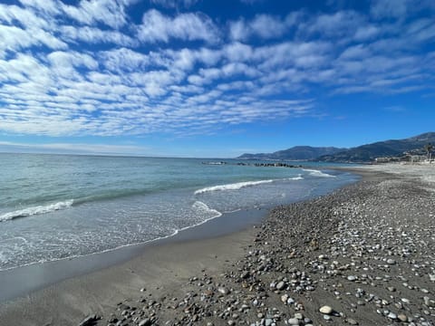 La Casa nel Parco by Smart-Home Apartment in Vallecrosia