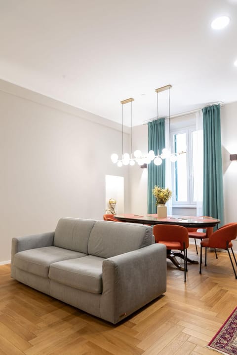 Communal lounge/ TV room, Living room, Seating area, Dining area