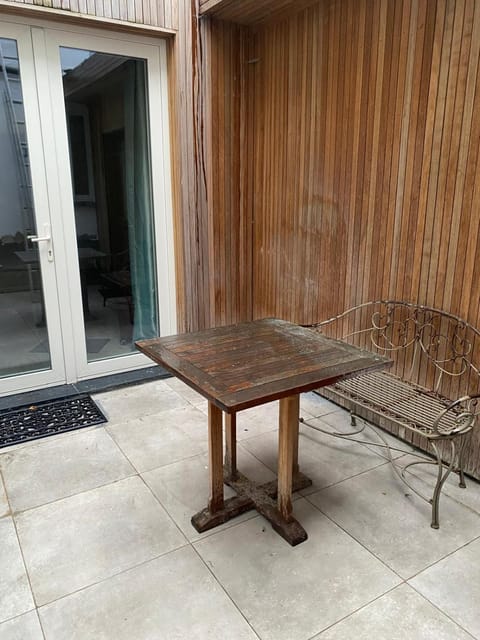 Inner courtyard view