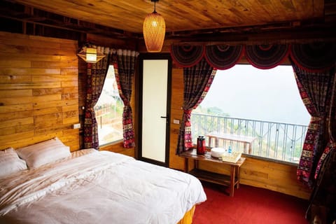 Bed, View (from property/room), Photo of the whole room, Bedroom, Mountain view