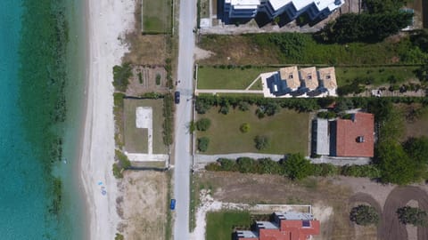 Villa Sonora - Beachfront, Amazing Garden, Panoramic Sea View Villa in Halkidiki