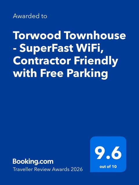 Torwood Townhouse - SuperFast WiFi, Contractor Friendly with Free Parking House in Edinburgh