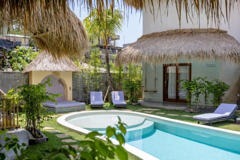 Property building, Pool view, Swimming pool, sunbed
