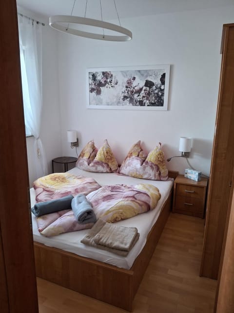 Apartment Tina Apartment in Peroj