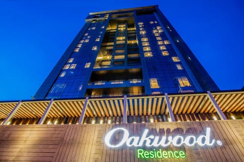 Property building, Facade/entrance, Property logo or sign, Decorative detail, City view