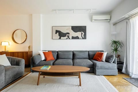 Living room, Seating area, air conditioner
