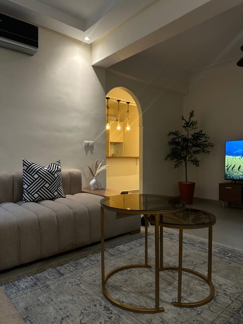 TV and multimedia, Seating area