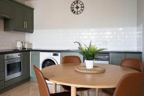 Stay by the Sea Salthill - Entire Apartment Apartment in Galway