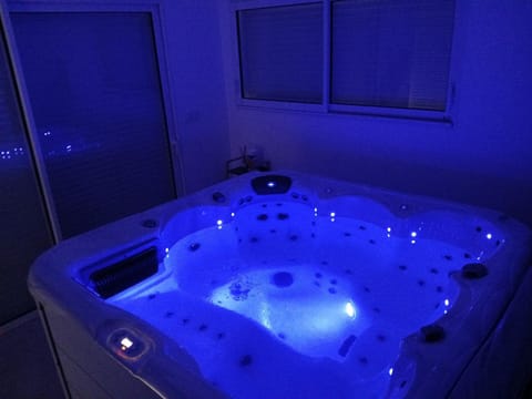 Maison a 12 mn du circuit des 24h Villa in Centre-Val de Loire