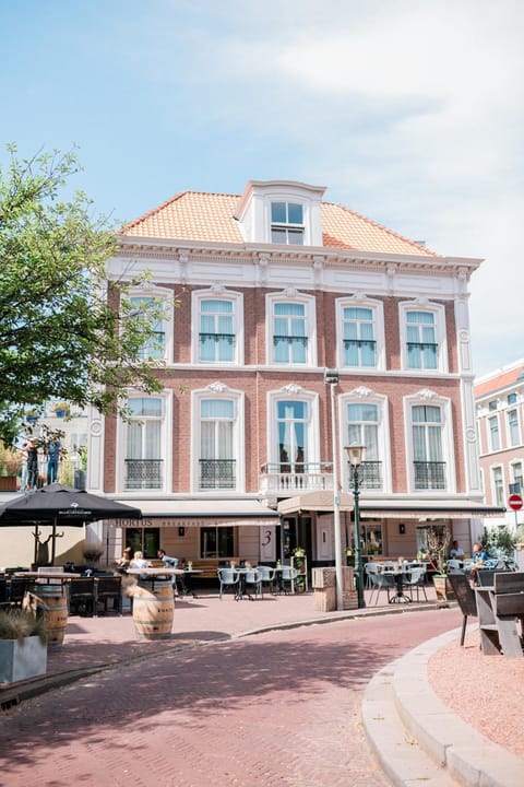 Property building, City view