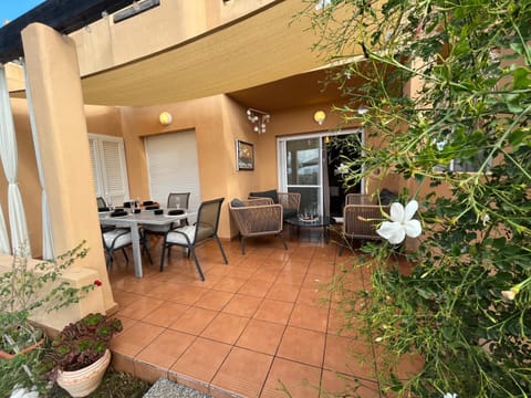 Patio, Balcony/Terrace