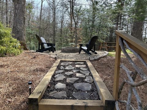 Twin Oaks Cabin Cabin in Bryson City