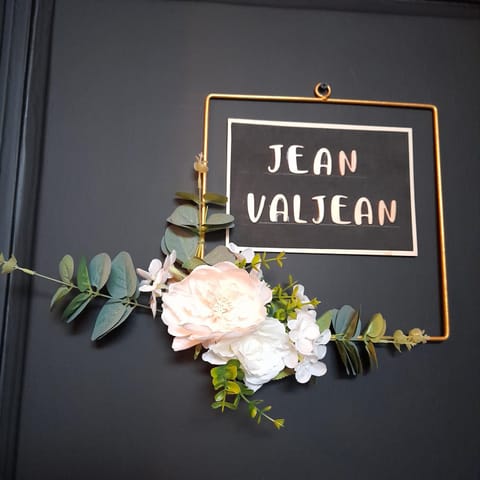 Property logo or sign