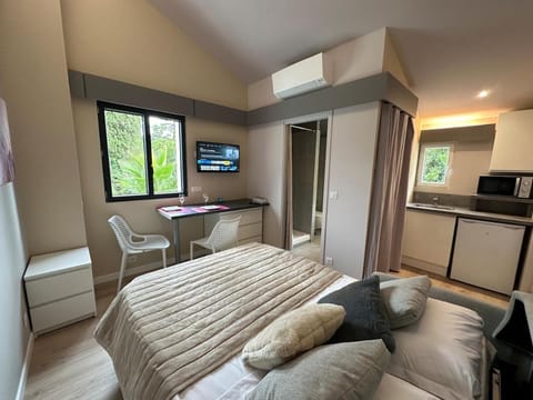 L'Esquisse Taupe - Parking Clim Netflix Canal Apartment in Nimes