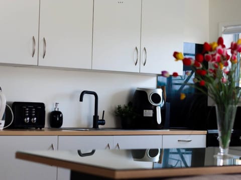 Modern and spacious 1 bedroom holiday home Apartment in Whangārei