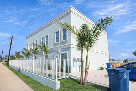 Villas de Laguna 3 townhouse Apartment in South Padre Island