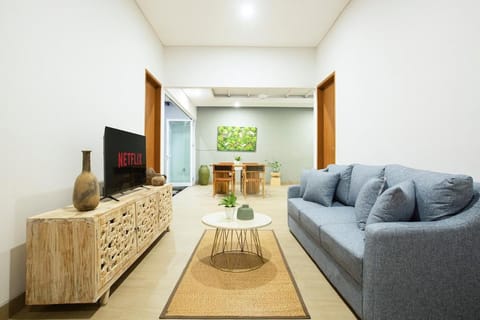 Rainnan Tilu - 4 Bedroom Villa Villa in Blahbatuh