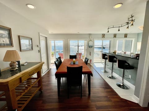 Big Waterfront House with Amazing View and Swim Deck home House in Norfolk