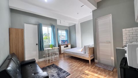 TV and multimedia, Kitchen or kitchenette, Seating area, Dining area, Bedroom, kitchen