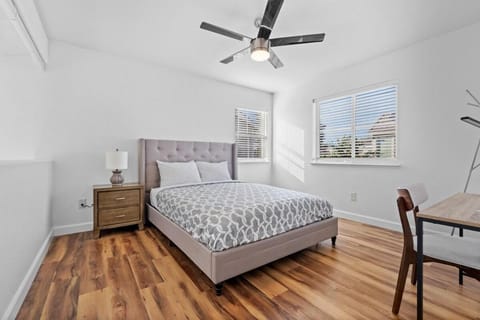 4 bedroom Home in Tracy 2 Minutes to Highway Villa in Tracy