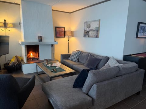 Living room, fireplace