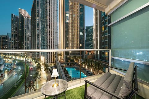 Night, View (from property/room), Balcony/Terrace, Living room, City view