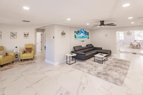 Palmetto Paradise House in East Naples