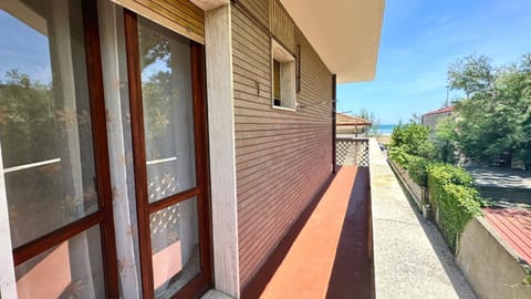 RM01 - Senigallia, trilocale fronte mare con posto auto Apartment in Senigallia