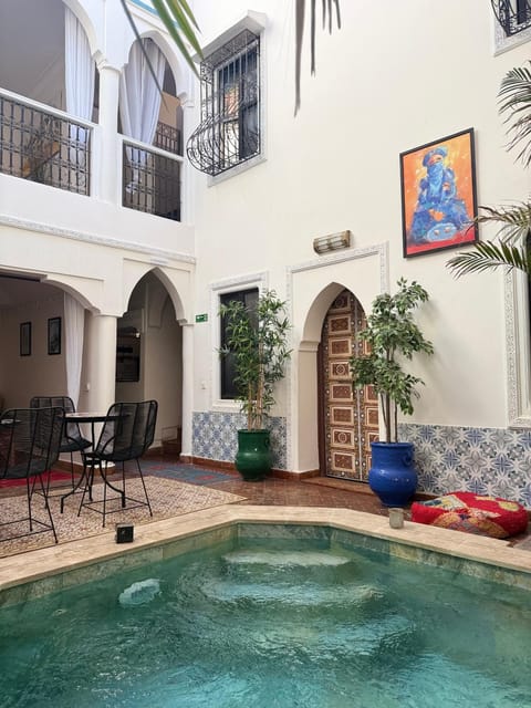 Property building, Patio, Swimming pool