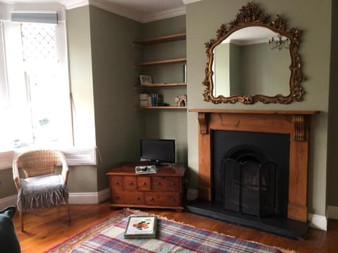 Perfect Central Bath Hideaway with Free Parking Apartment in Bath