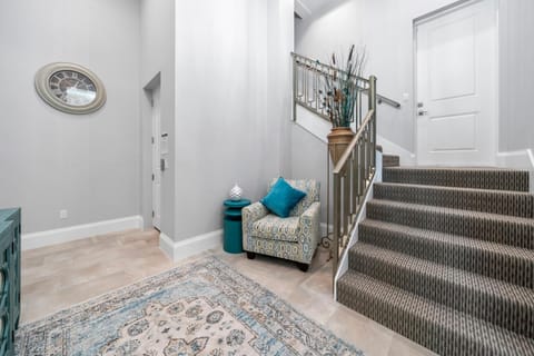 Amazing Views, Heed Pool & Hot Tub - Beach Breeze - Roelens House in Estero Island