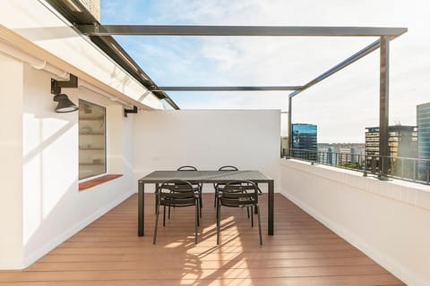 Day, View (from property/room), Balcony/Terrace, Dining area