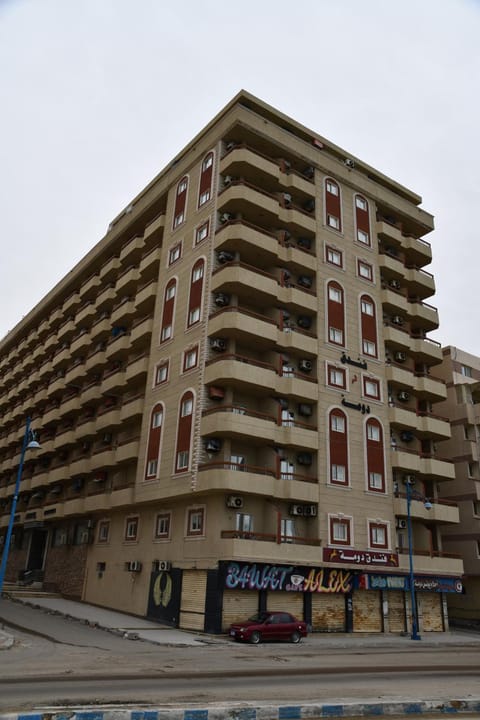 Property building, Day, Street view