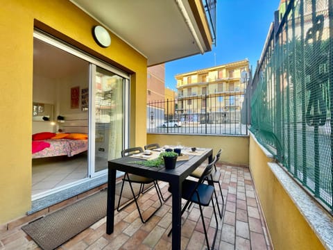 Patio, Balcony/Terrace