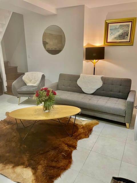 La Villa Saint Louis House in Étretat