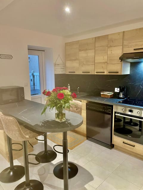 La Villa Saint Louis House in Étretat