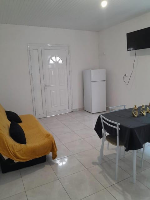 Charming F2 Apartment in Le Gosier