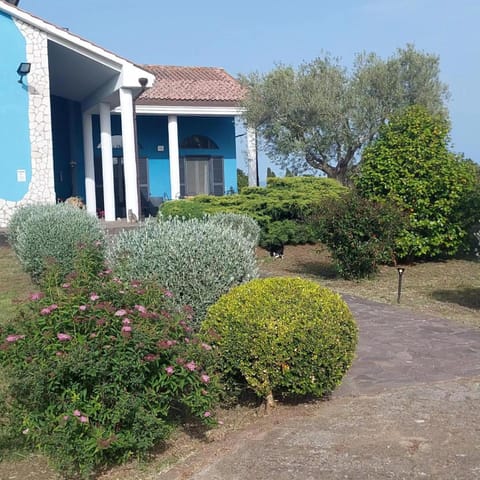 Property building, Garden view