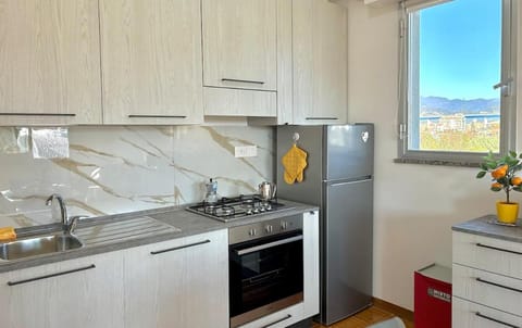 Lavagna in Relax & Comfort, with Balcony Apartment in Chiavari