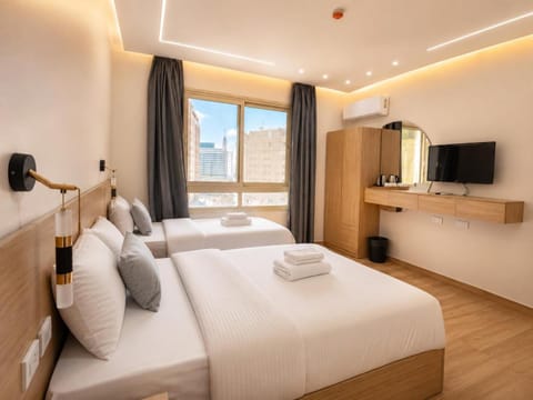 TV and multimedia, Photo of the whole room, Bedroom, wardrobe